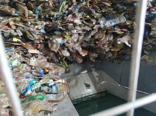 从矿泉水瓶到公署回响 都市中渐次消失的拾遗之道